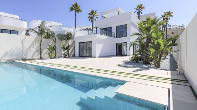Chalets - Reventa - San Fulgencio -
            La Marina