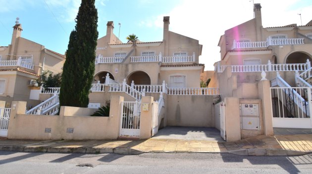 Chalets - Reventa - San Miguel de Salinas -
                Blue Lagoon