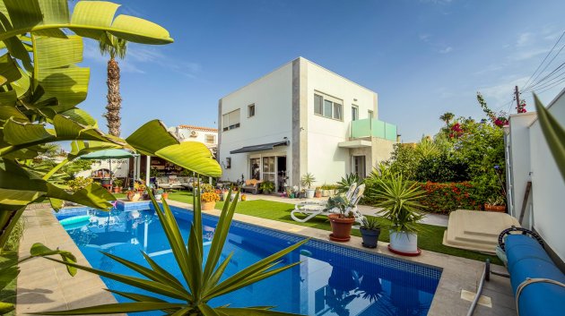 Chalets - Reventa - Torrevieja -
                Torreta - Florida