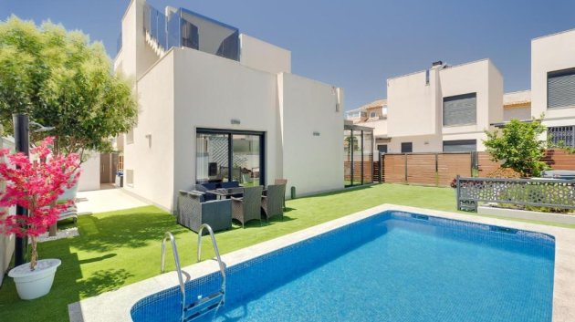 Chalets - Reventa - Torrevieja -
            Torrevieja