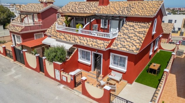 Chalets - Reventa - Villamartín -
                PAU 26