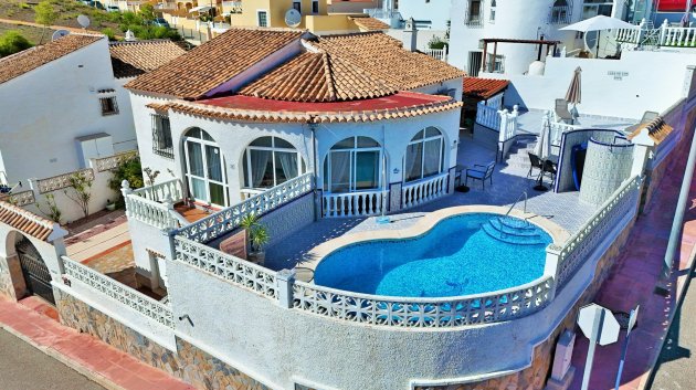 Chalets - Reventa - Villamartín -
                Villamartín