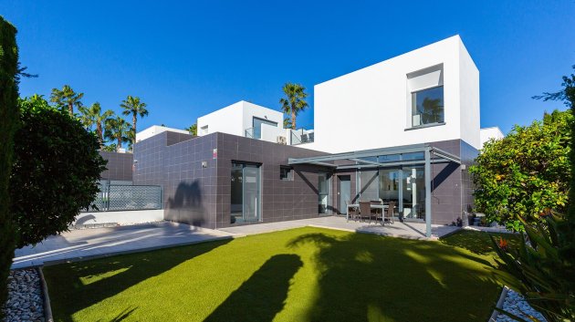 Maison de ville - Revente - Algorfa -
            La finca Golf