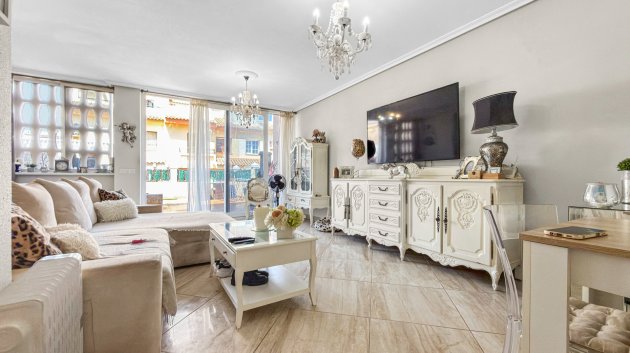 Maison de ville - Revente - Orihuela Costa -
            La Florida