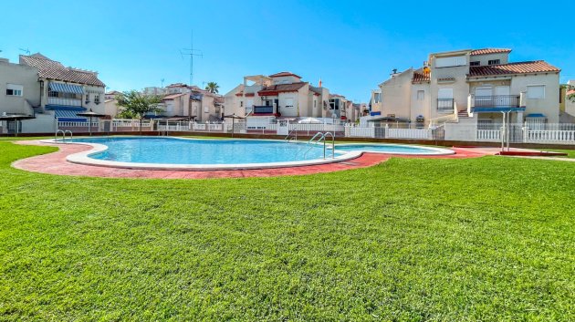 Maison de ville - Revente - Orihuela Costa -
            Playa Flamenca
