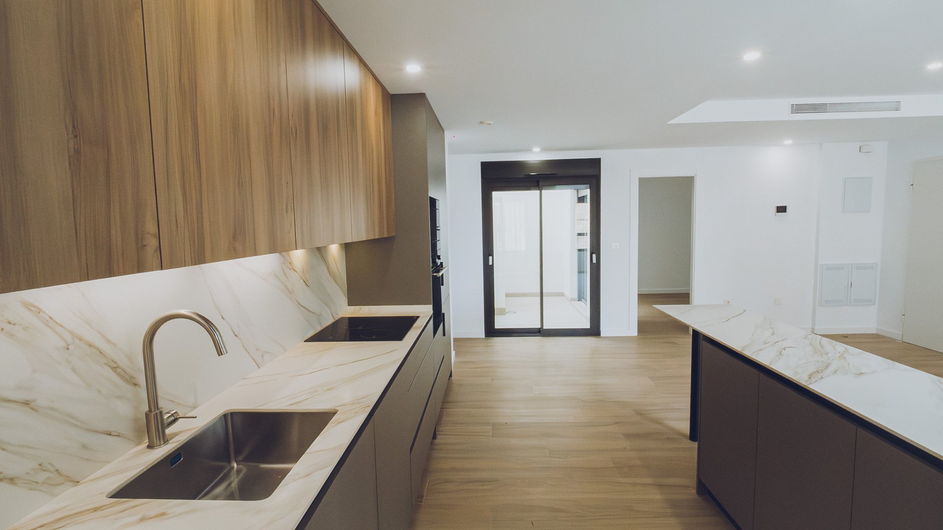 New Build - Apartments -
Redován