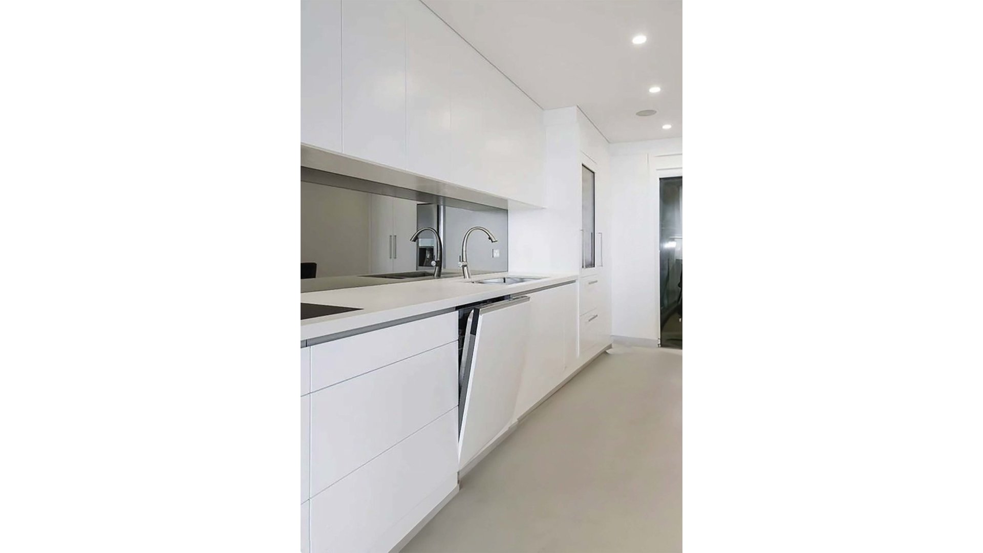 New Build - Apartments -
Relleu