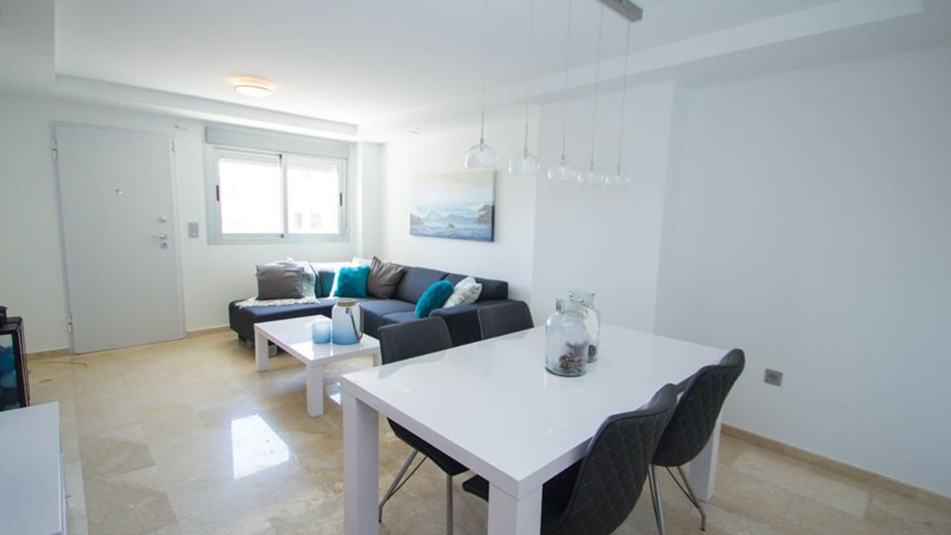 New Build - Apartments -
Res. Las Filipinas