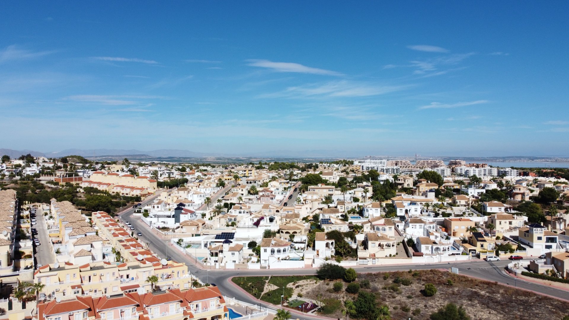 New Build - Apartments -
Res. Las Filipinas