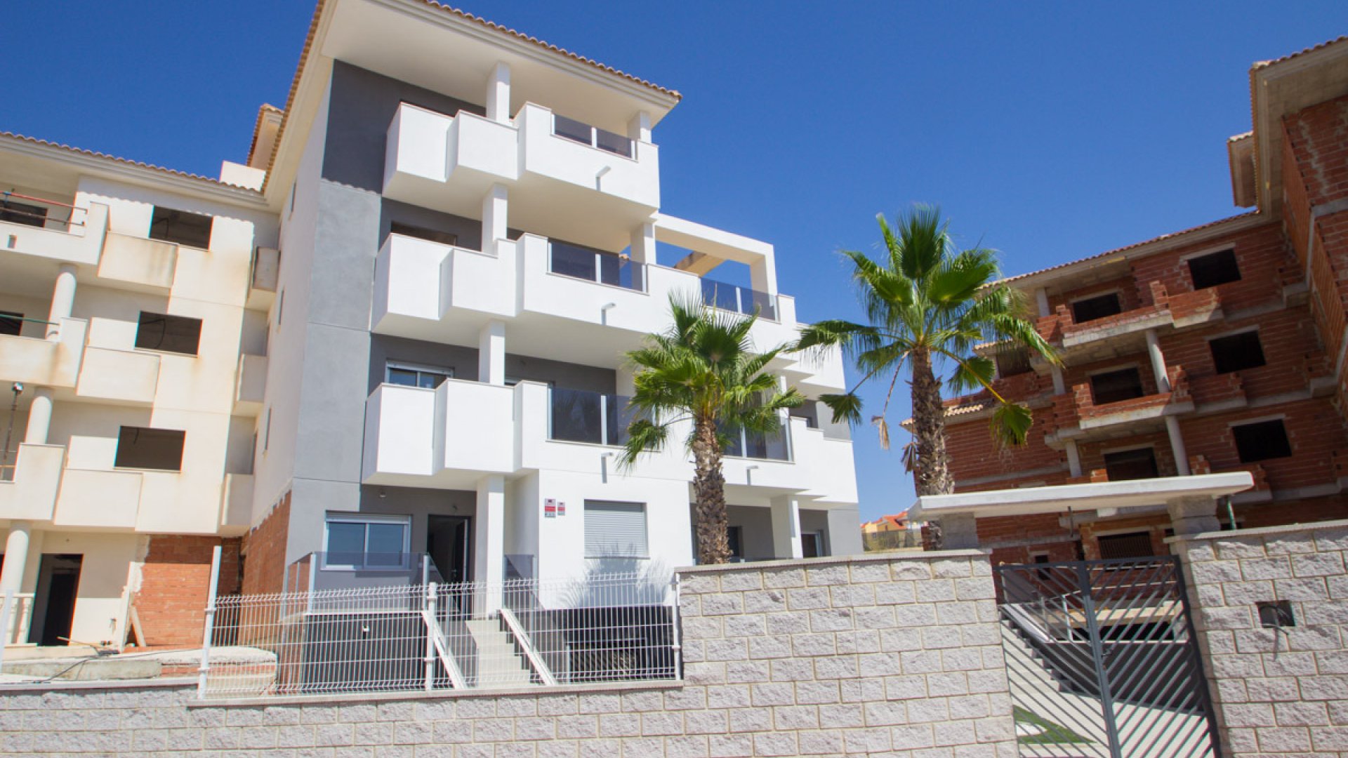 New Build - Apartments -
Res. Las Filipinas