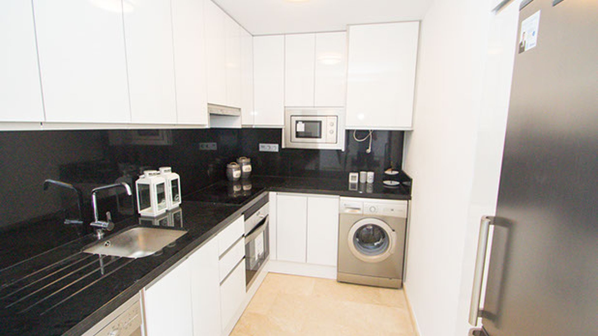 New Build - Apartments -
Res. Las Filipinas