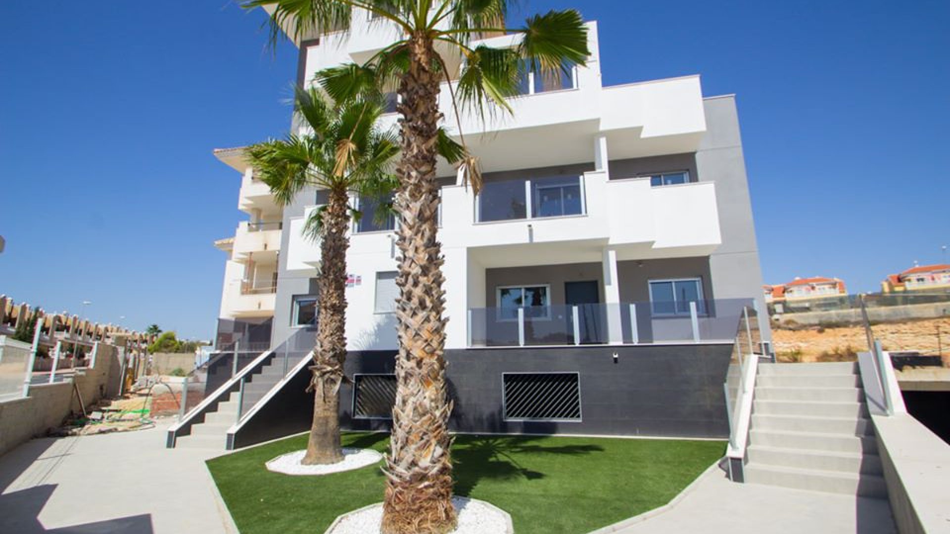 New Build - Apartments -
Res. Las Filipinas