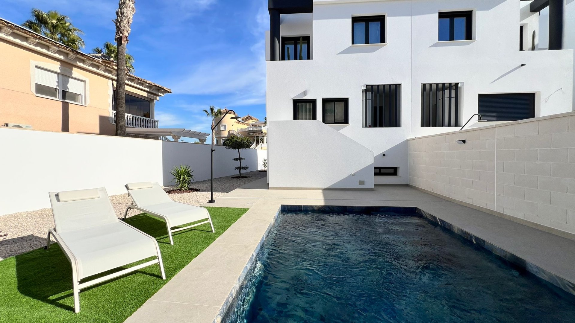 New Build - Villa -
Benferri