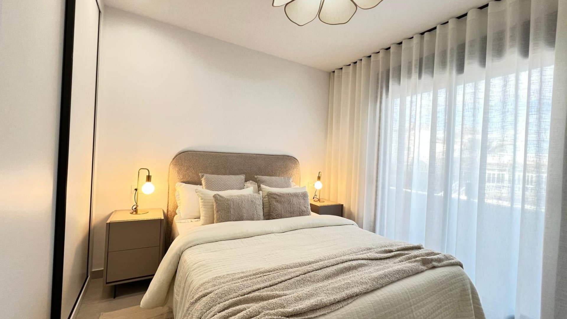 New Build - Villa -
Benferri