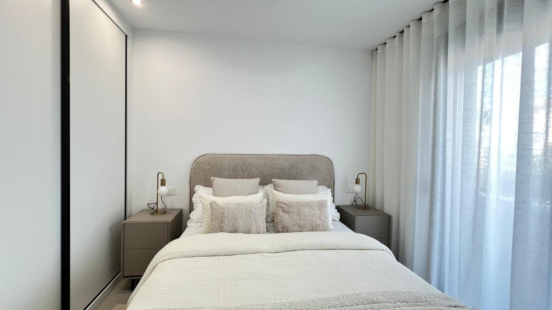 New Build - Villa -
Benferri