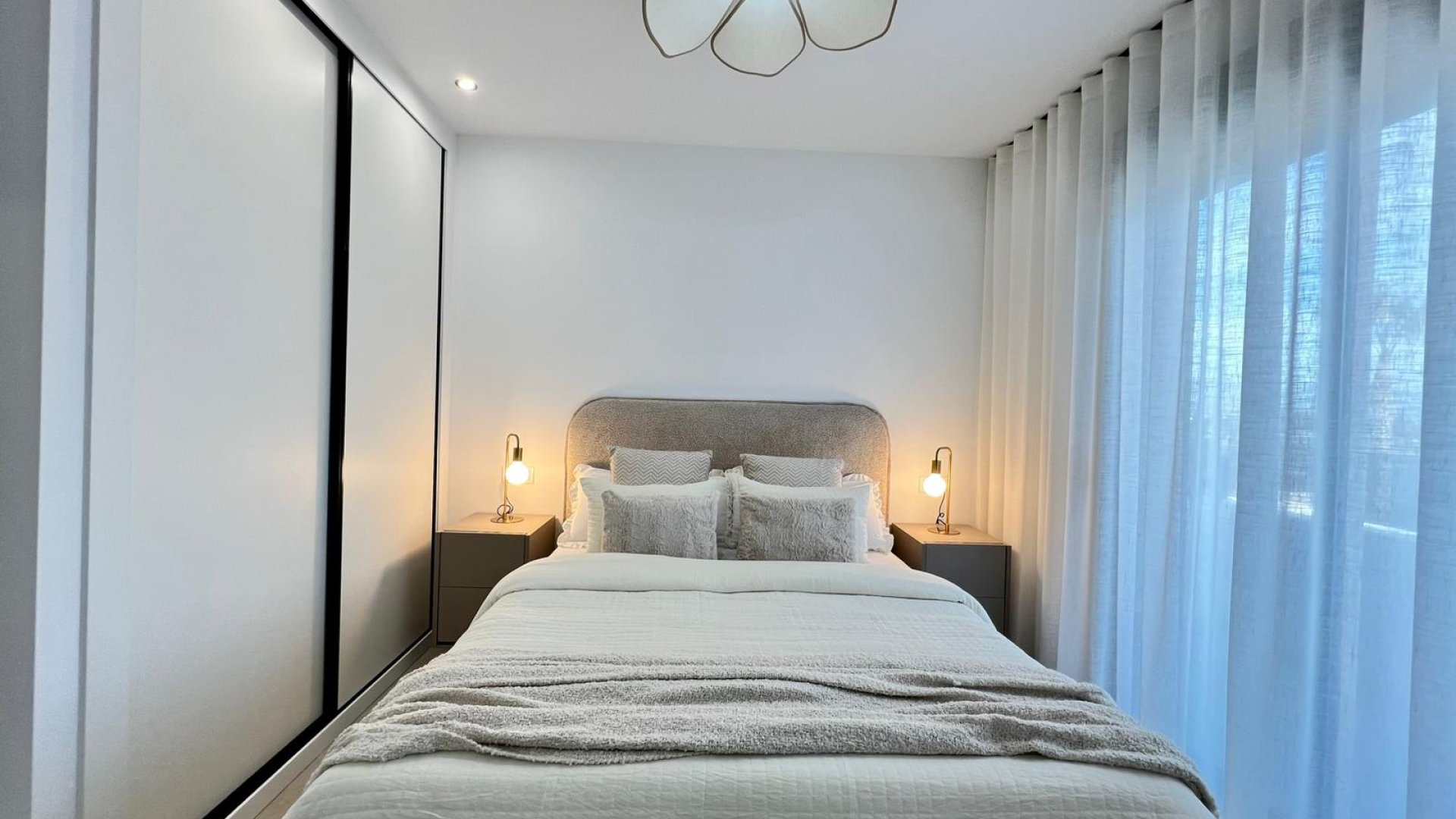 New Build - Villa -
Benferri