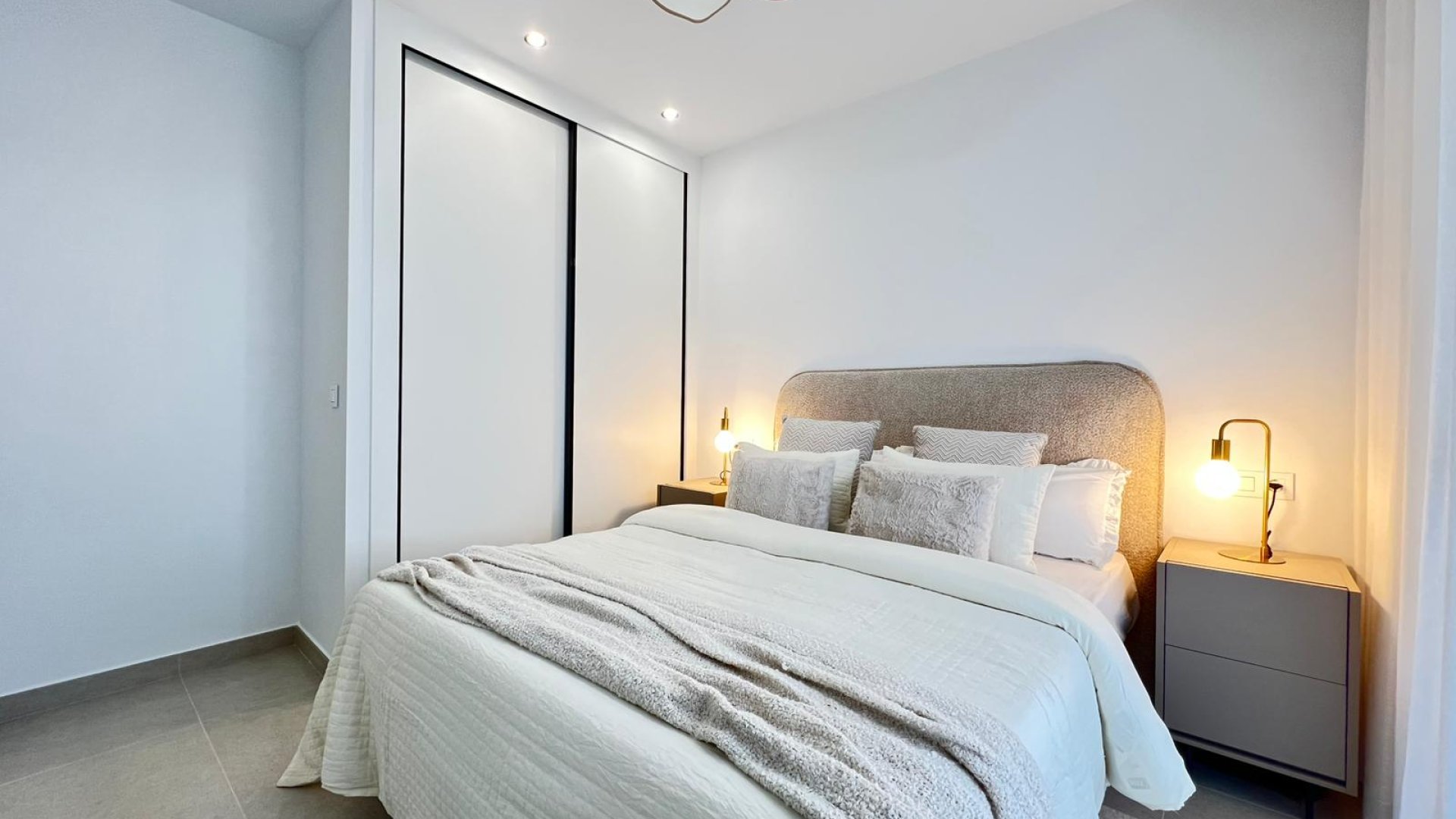 New Build - Villa -
Benferri