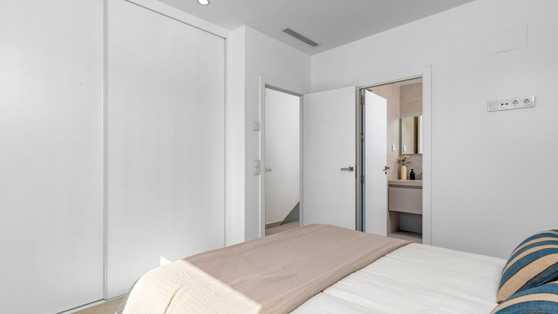 New Build - Villa -
Pilar de la Horadada