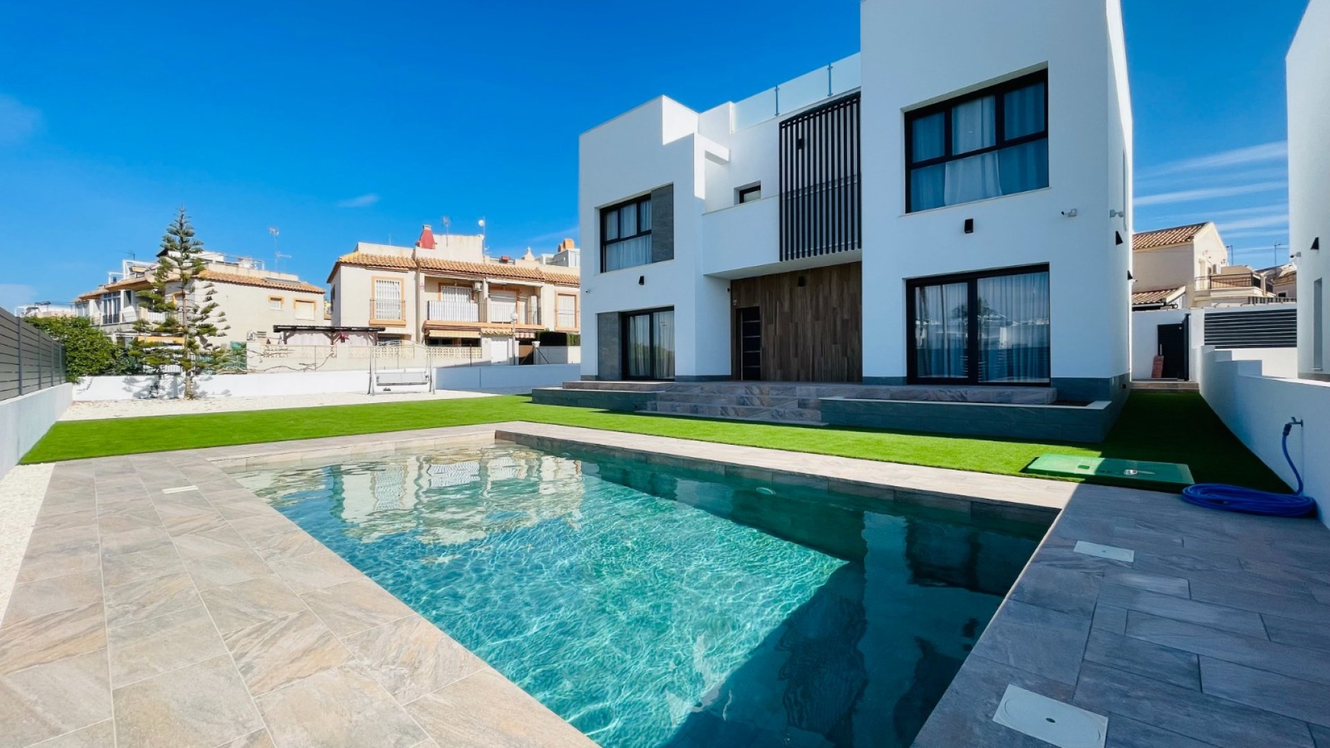 New Build - Villa -
Torrevieja