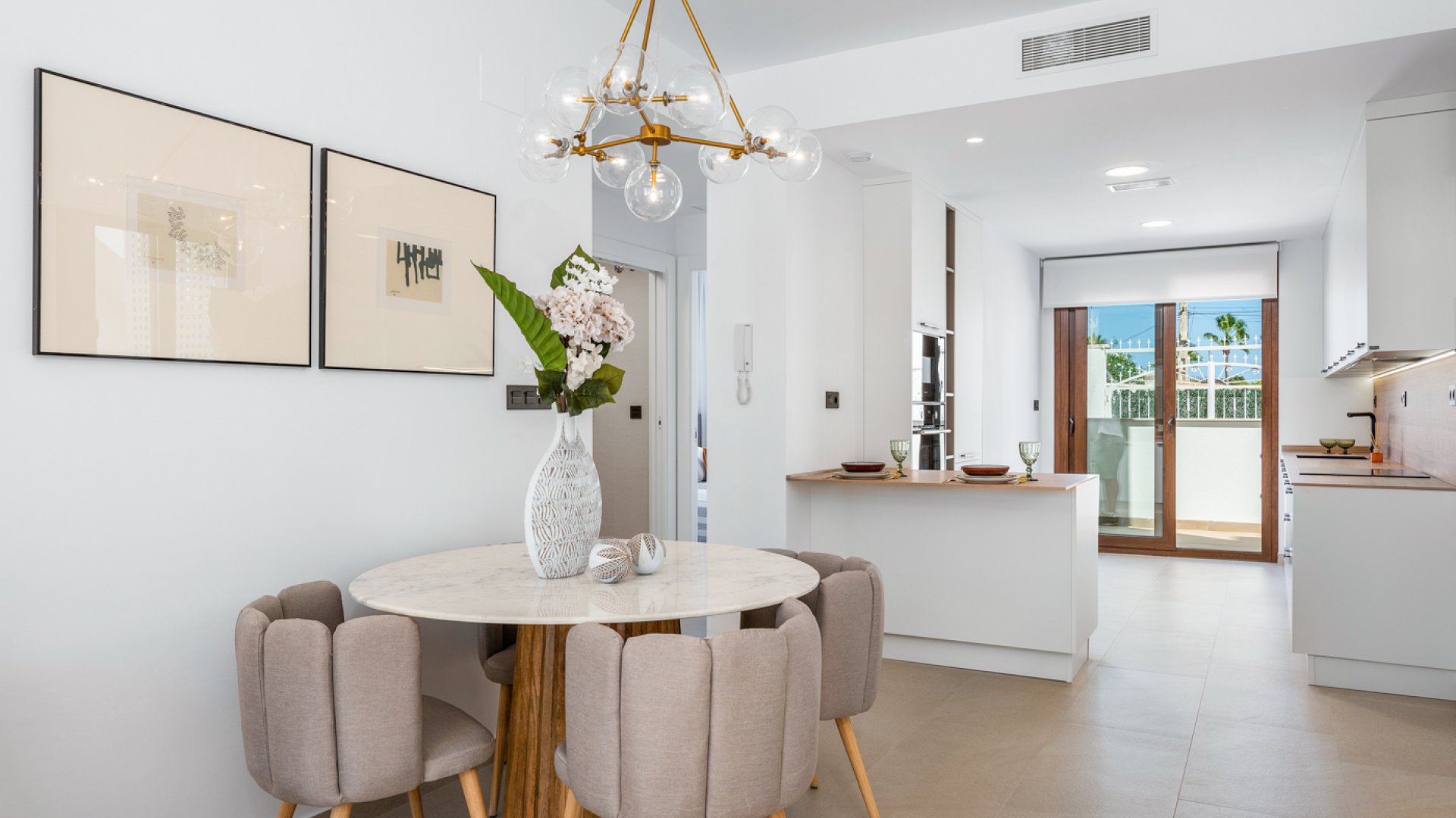 Nouvelle construction - Appartements -
Torrevieja