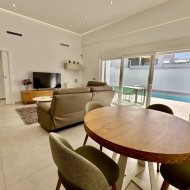 Nouvelle construction - Villa -
Benijofar