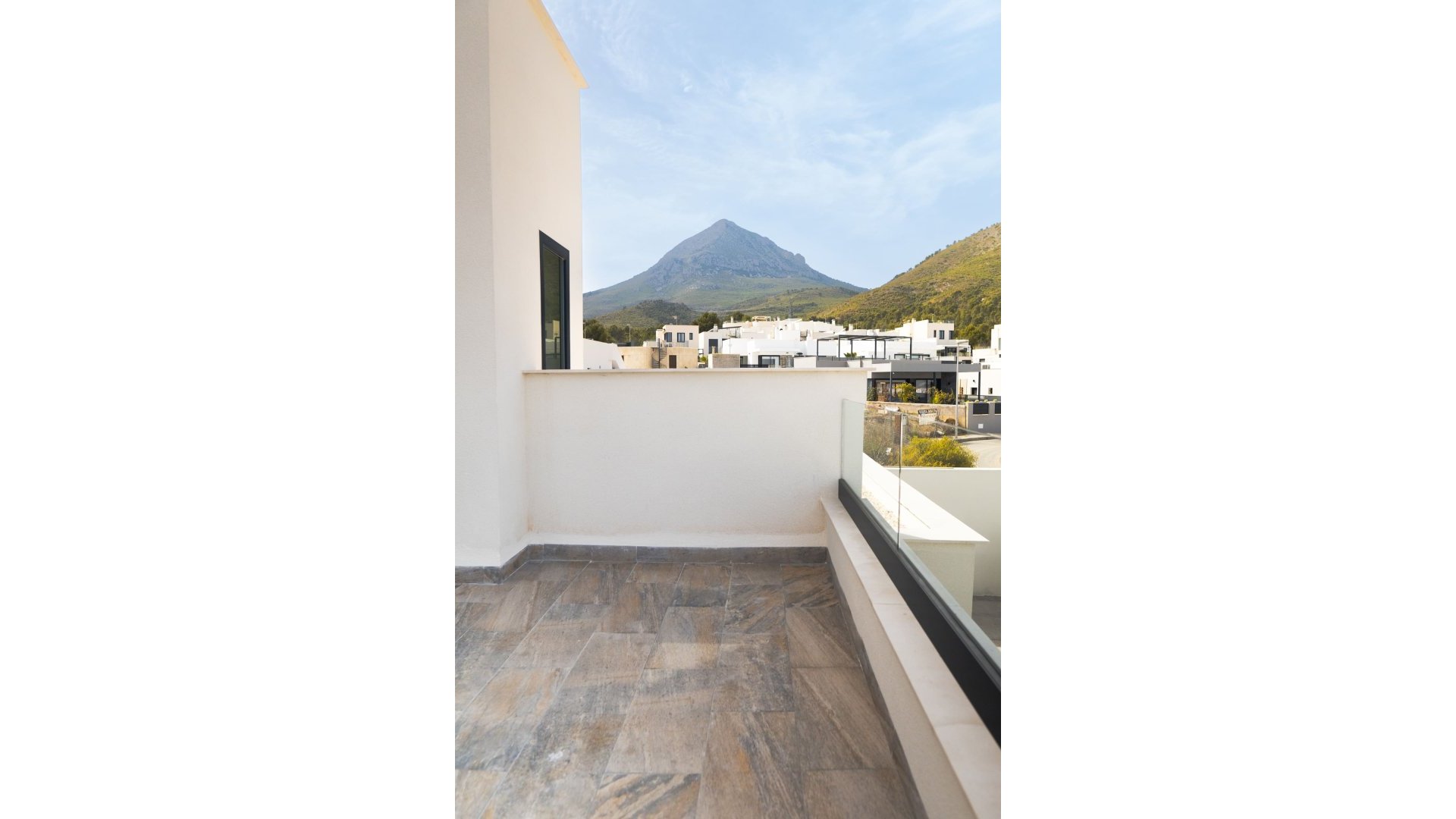 Nouvelle construction - Villa -
Polop