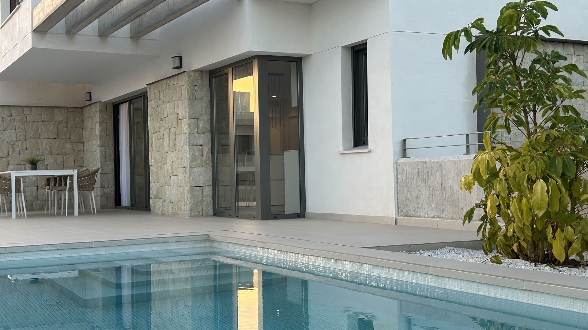 Obra nueva - Adosado -
Finestrat