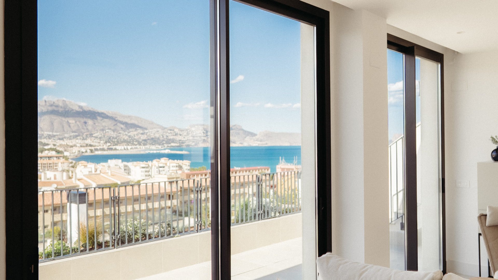 Obra nueva - Apartamentos -
Alfas del Pí - Alfaz del Pi