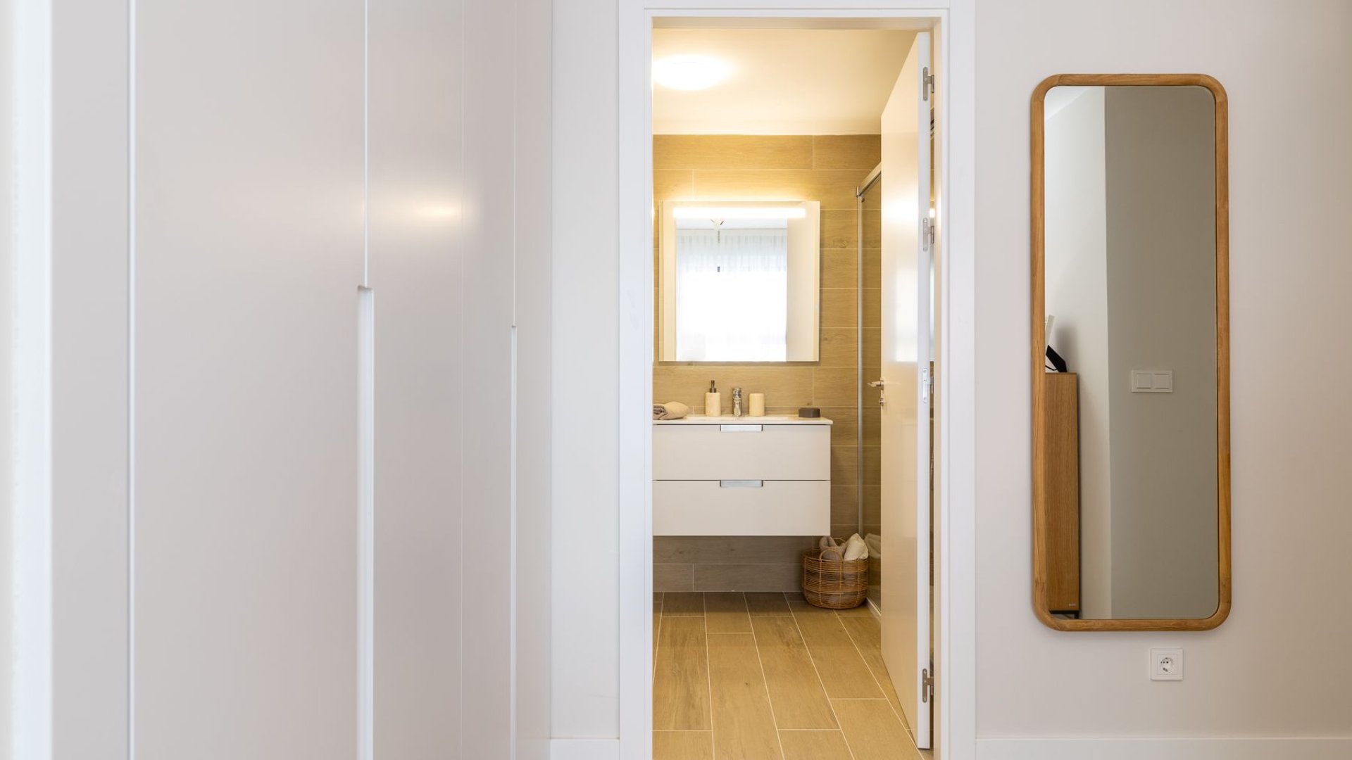 Obra nueva - Apartamentos -
Calpe