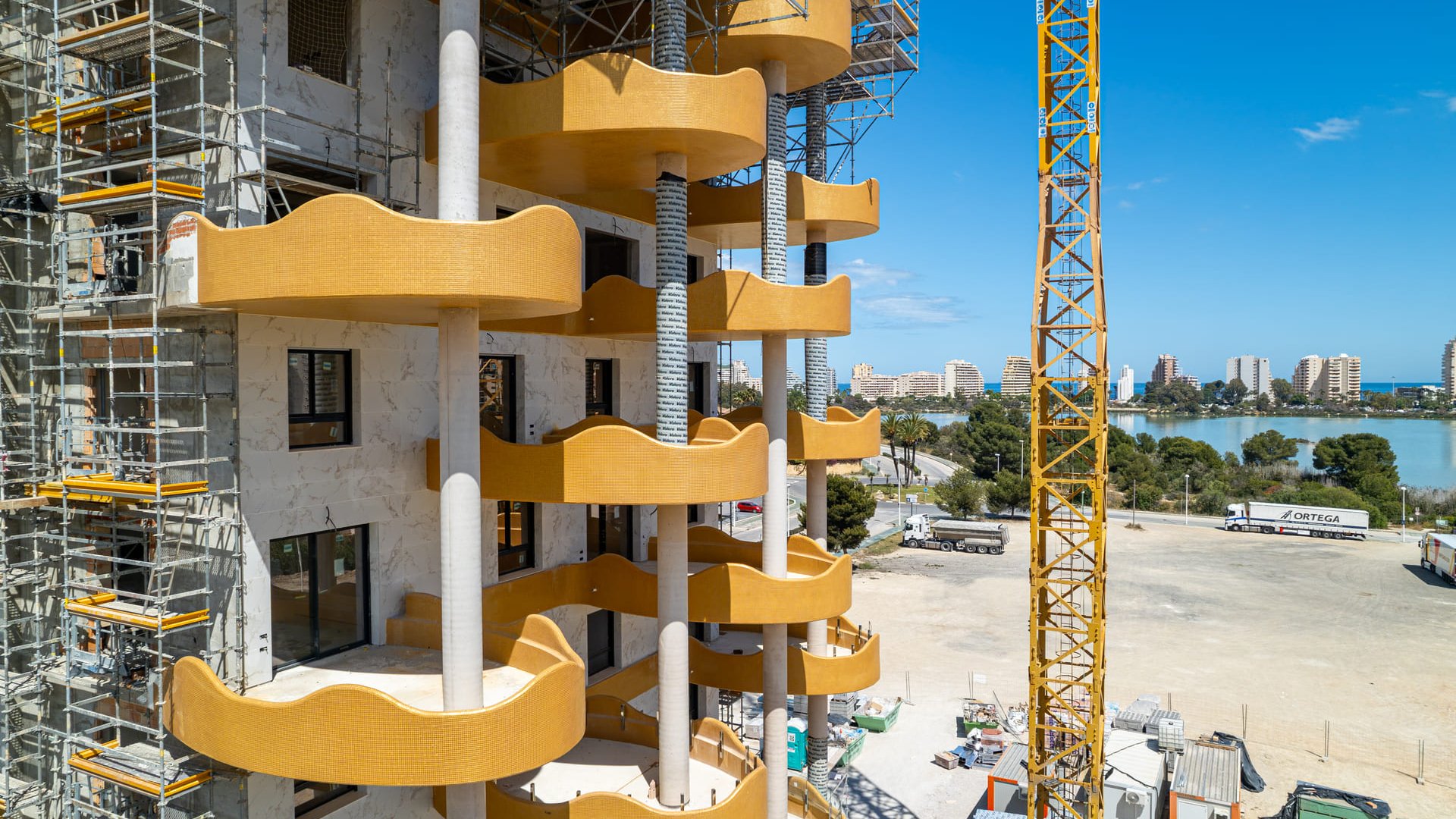 Obra nueva - Apartamentos -
Calpe