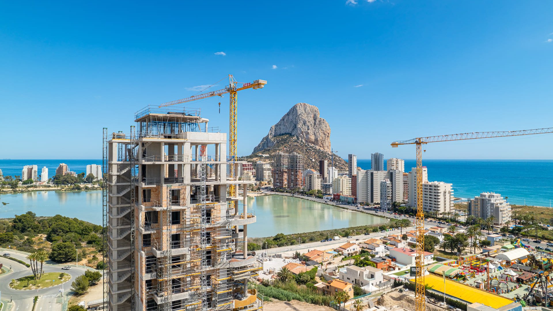 Obra nueva - Apartamentos -
Calpe