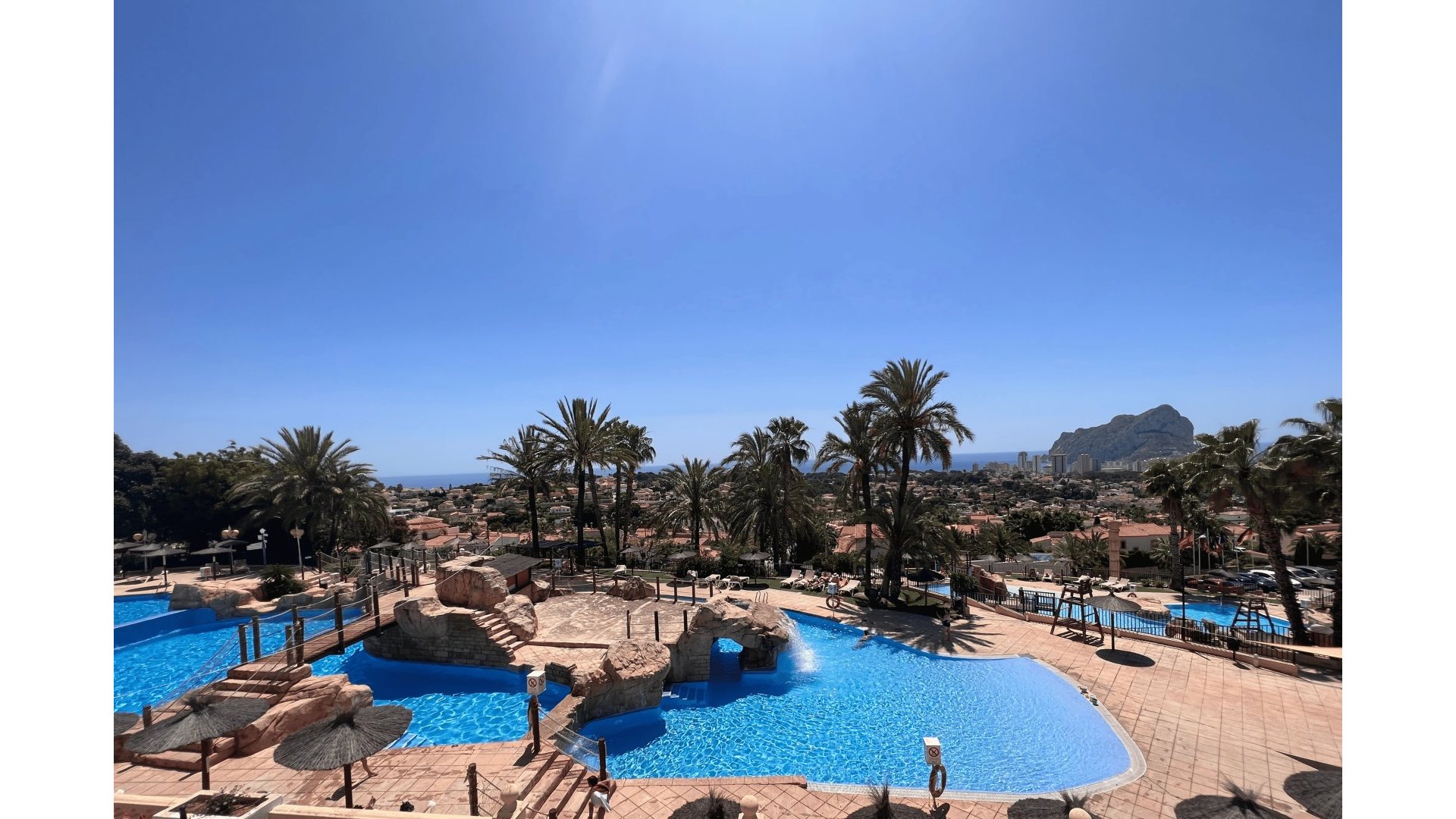 Obra nueva - Apartamentos -
Calpe