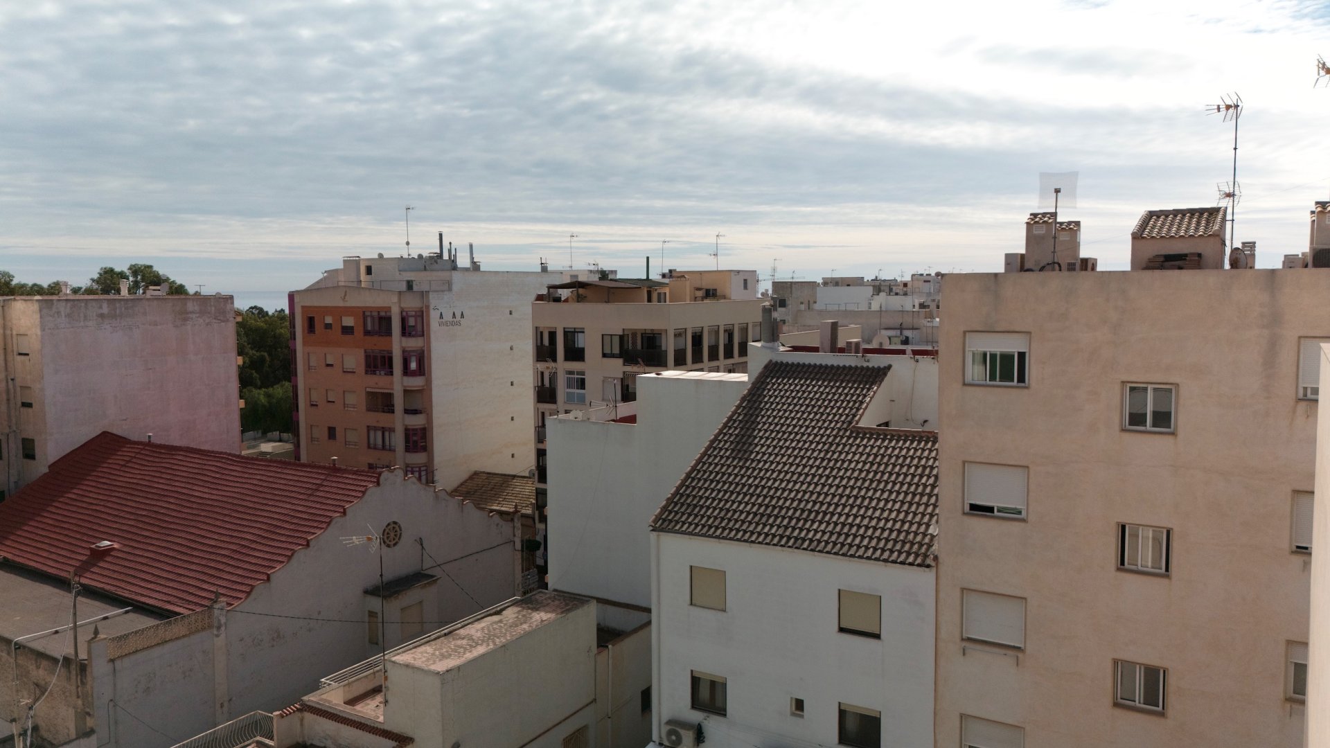 Obra nueva - Apartamentos -
Guardamar del Segura