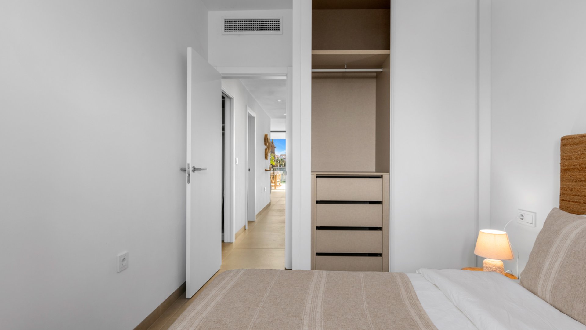 Obra nueva - Apartamentos -
Islas Menores