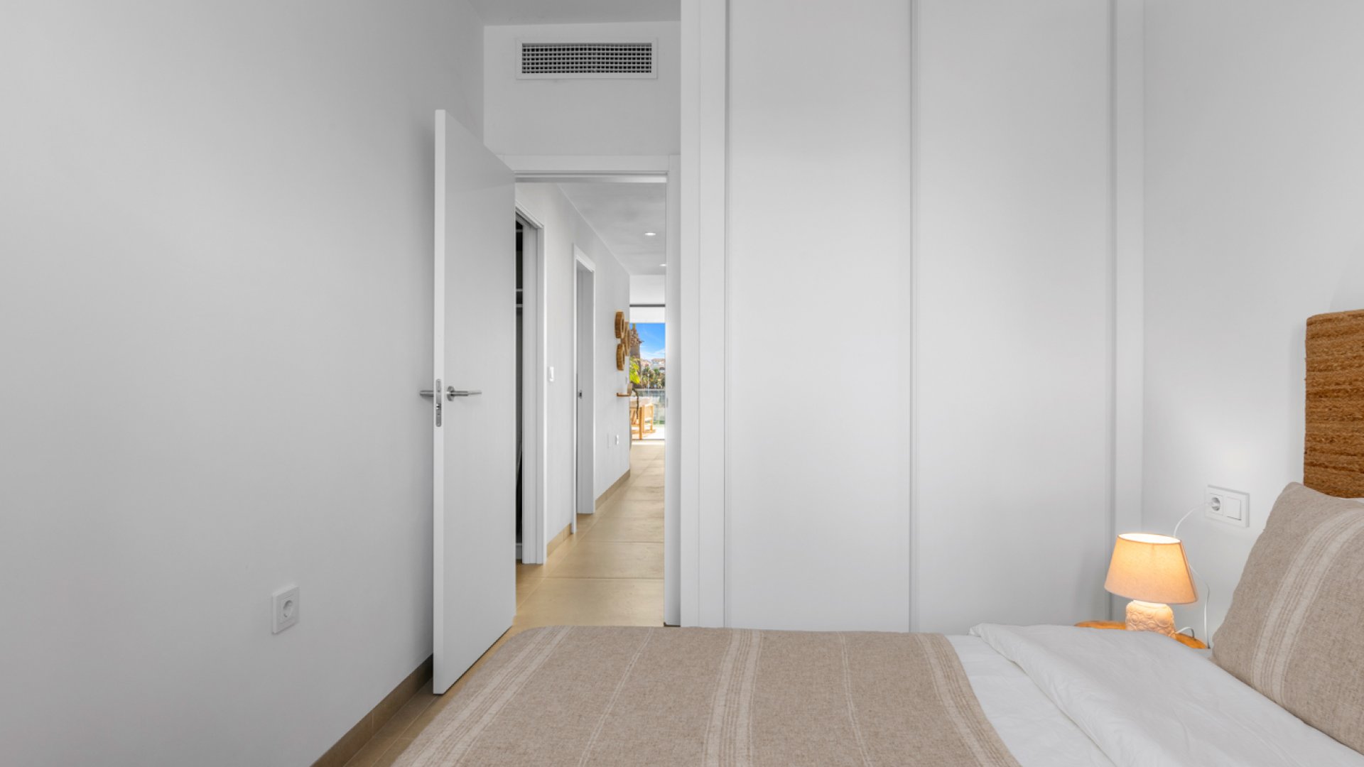 Obra nueva - Apartamentos -
Islas Menores