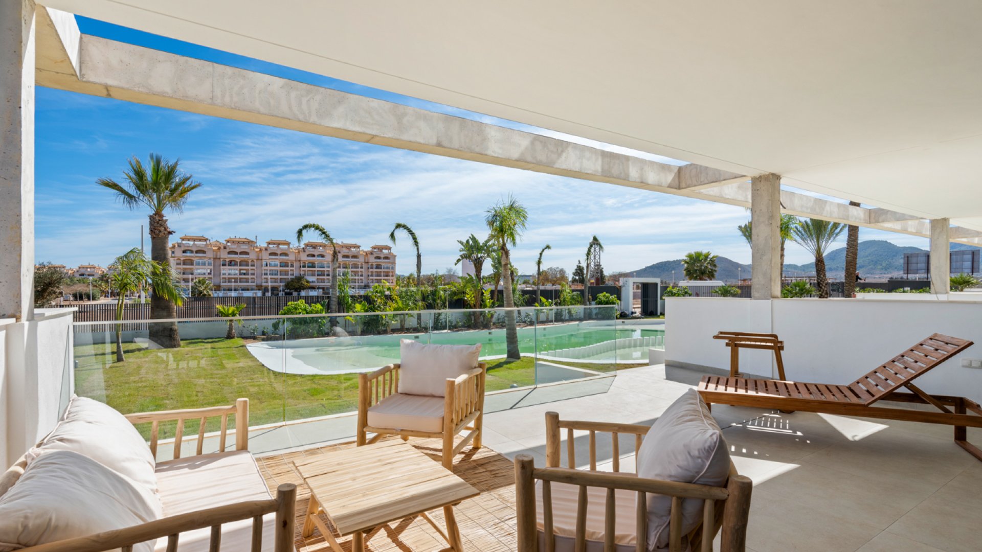 Obra nueva - Apartamentos -
Islas Menores