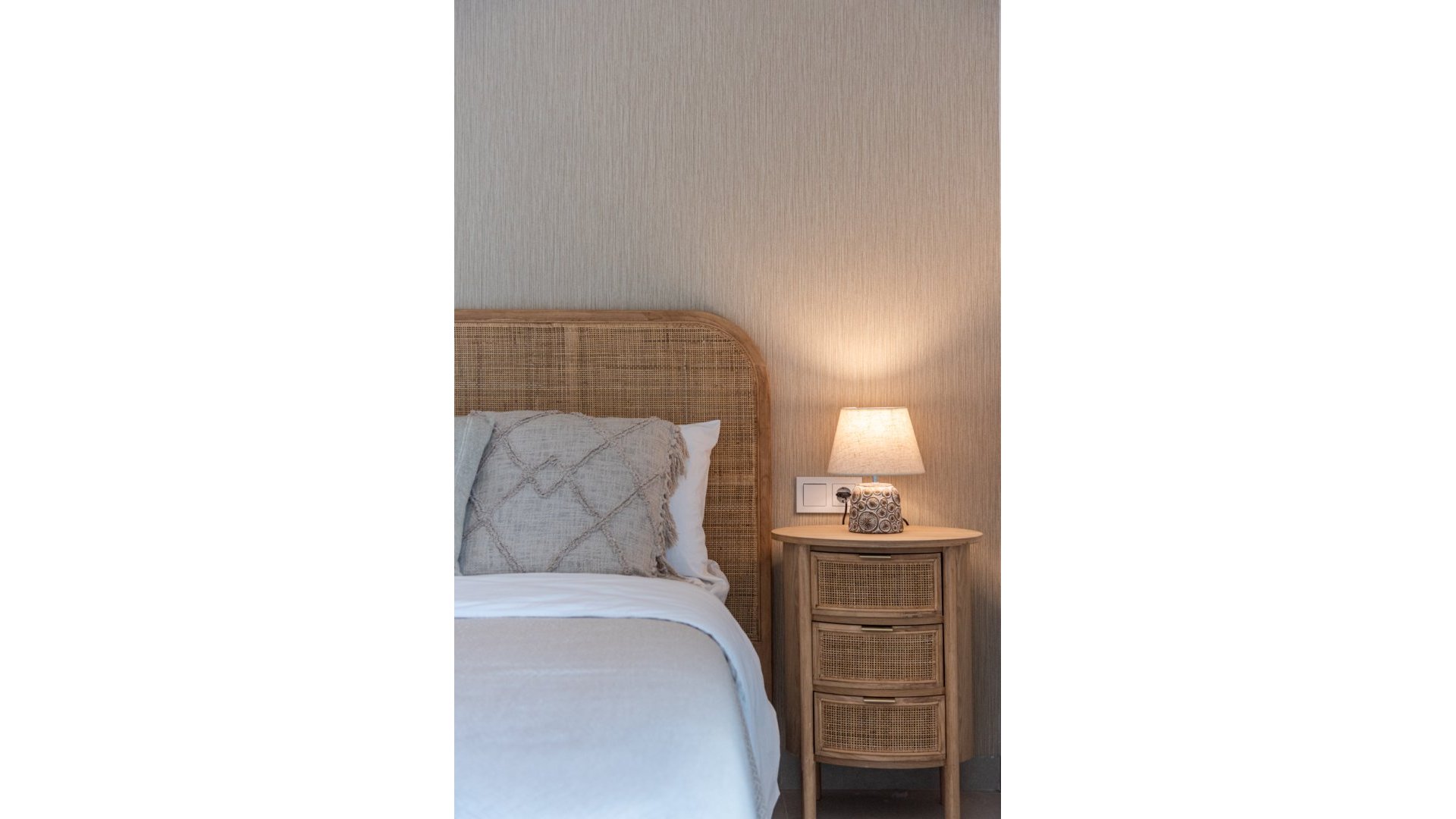 Obra nueva - Apartamentos -
Islas Menores