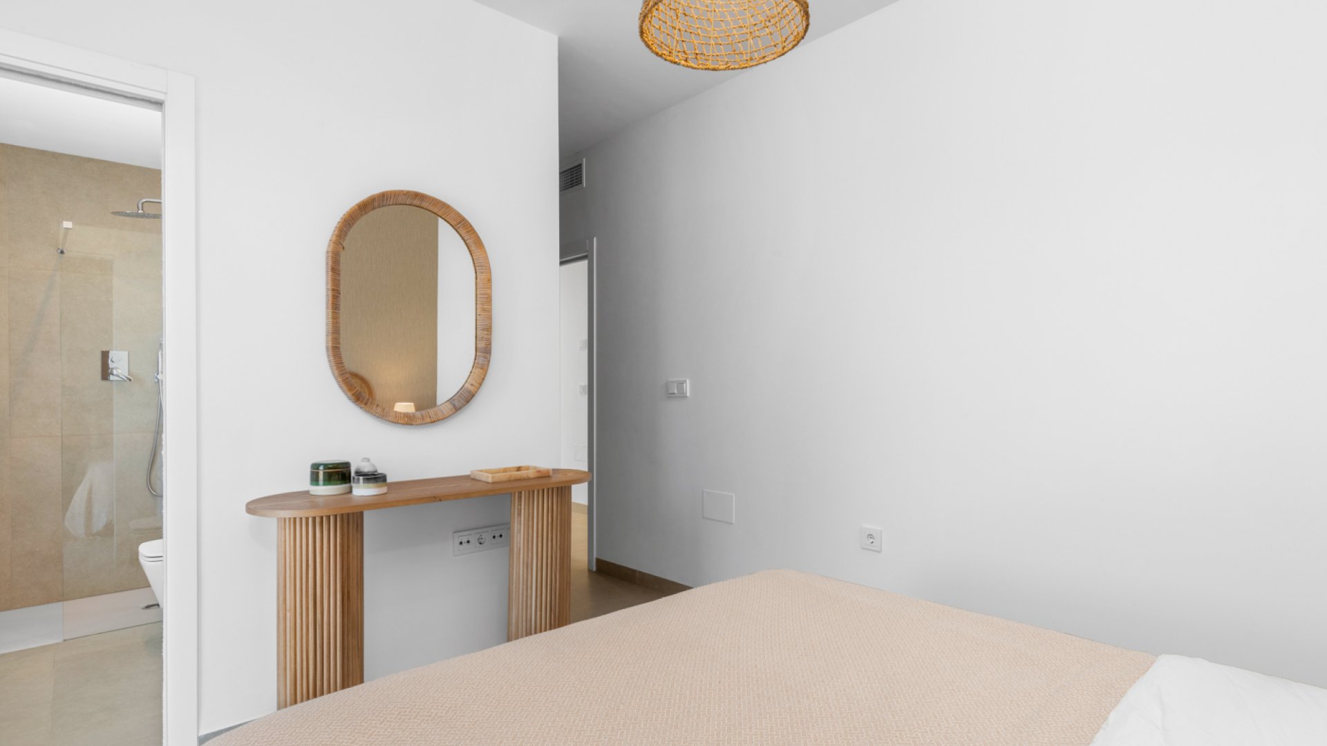 Obra nueva - Apartamentos -
Islas Menores