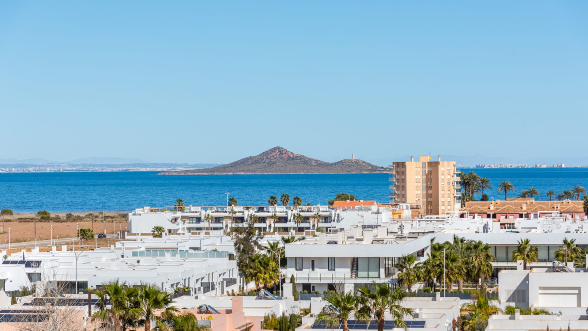 Obra nueva - Apartamentos -
Islas Menores
