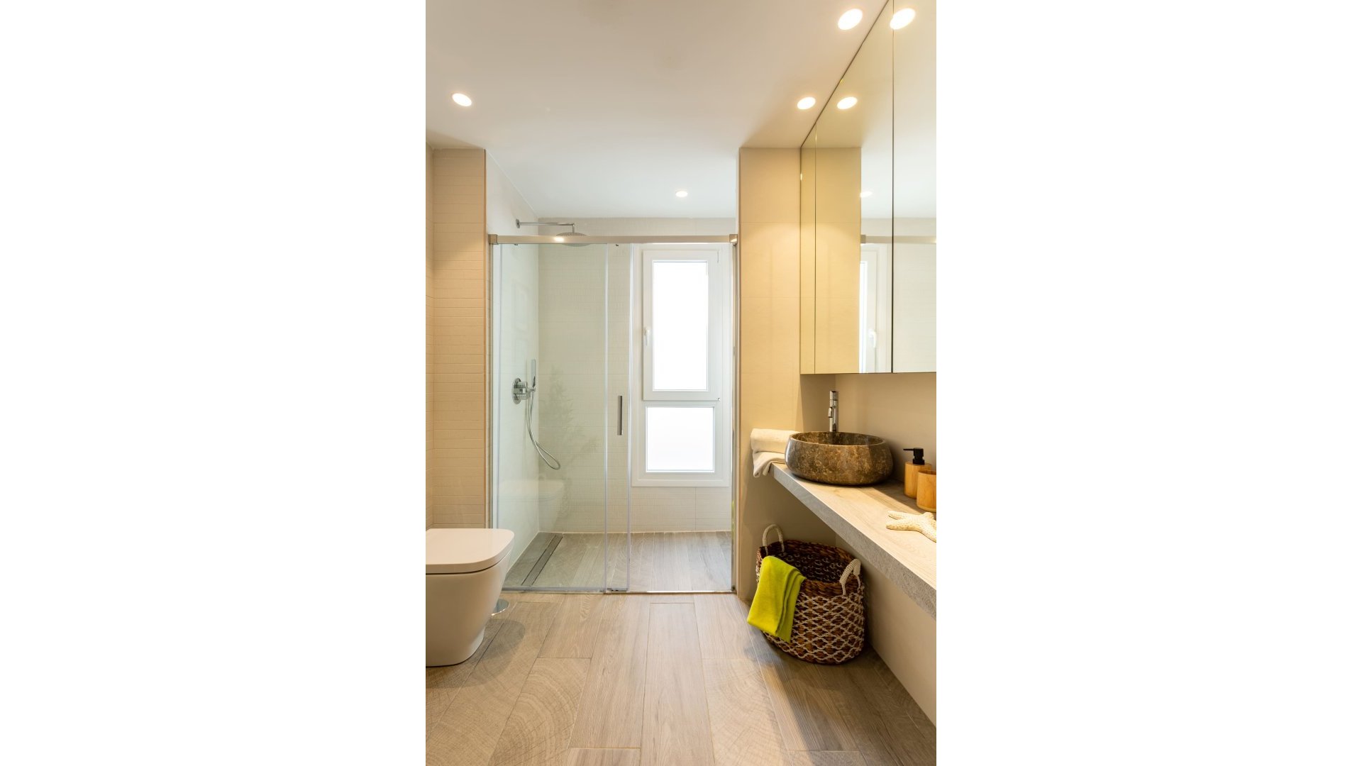 Obra nueva - Apartamentos -
La Finca Golf