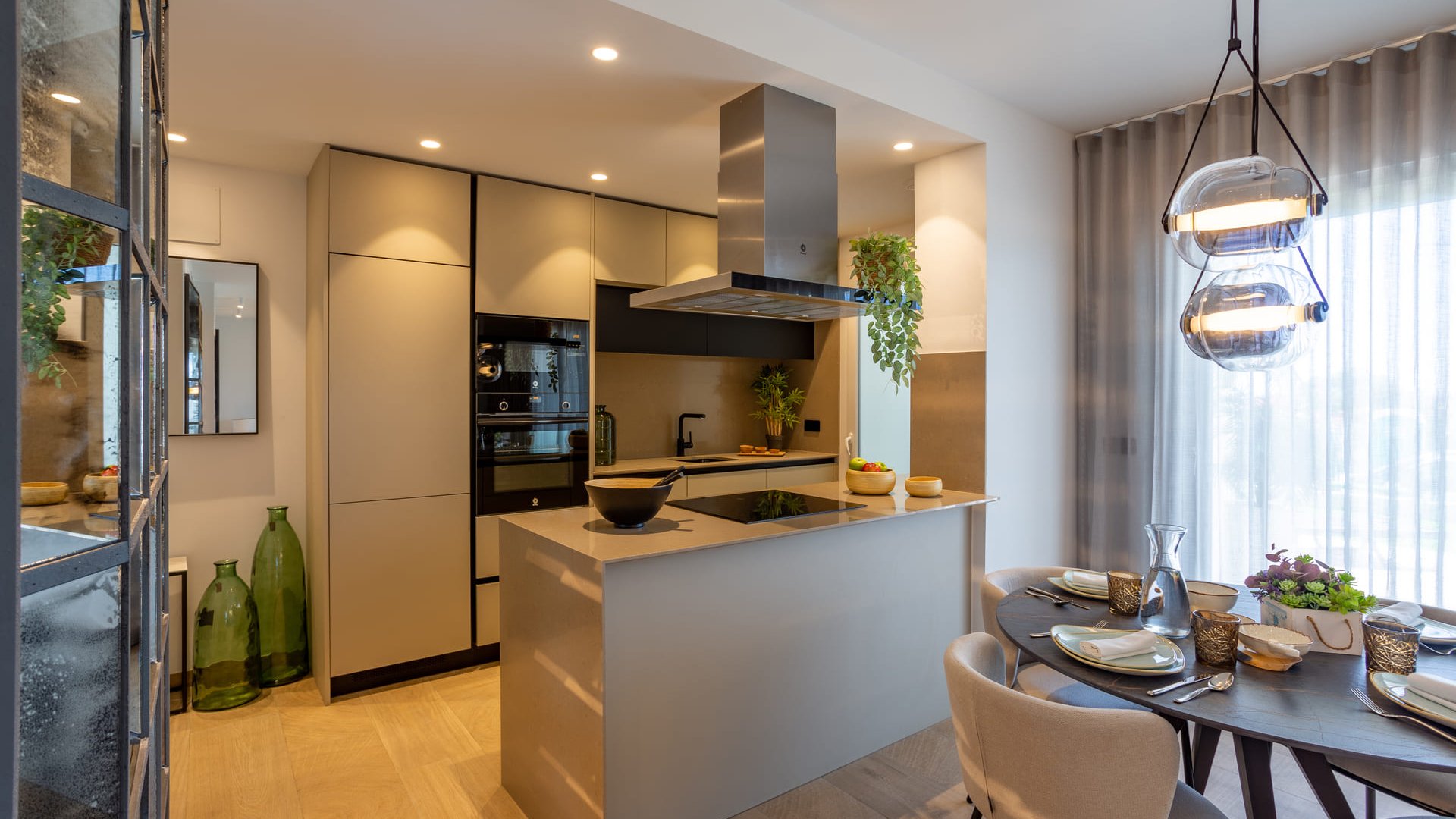 Obra nueva - Apartamentos -
La Finca Golf