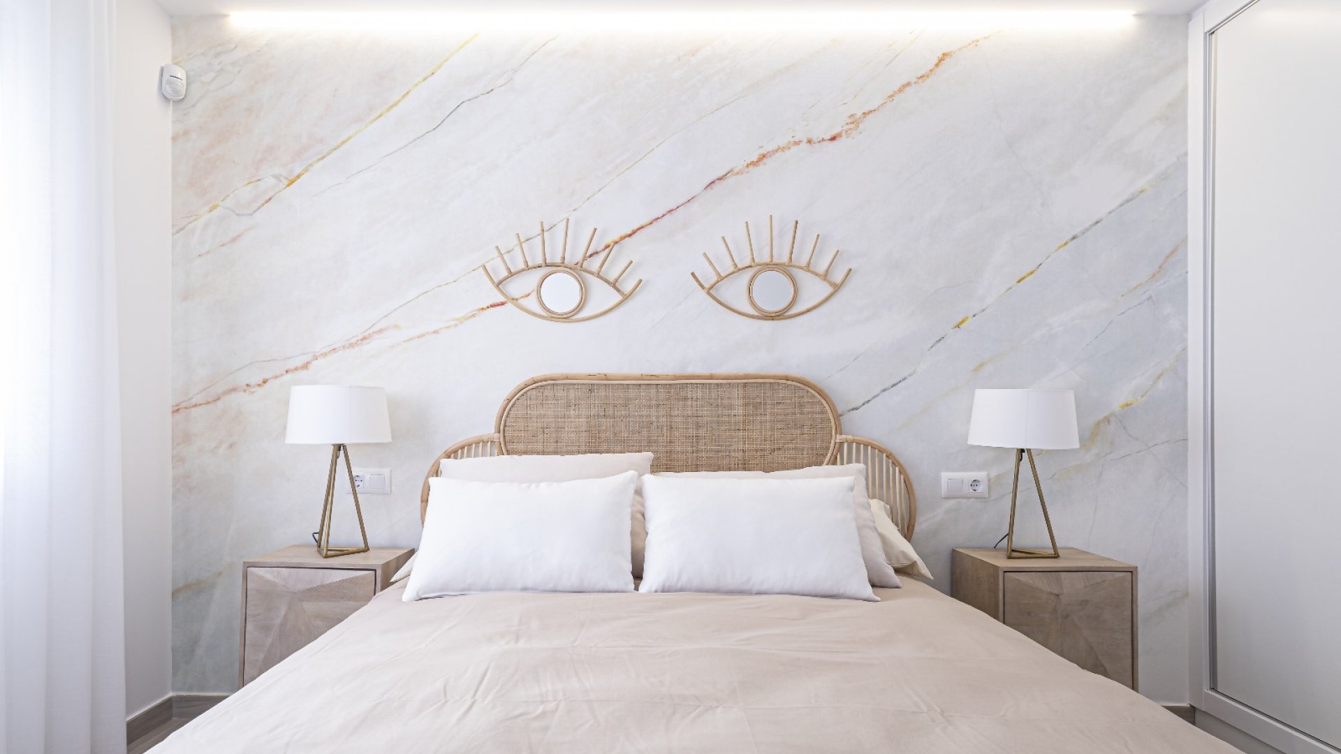 Obra nueva - Apartamentos -
La Manga del Mar Menor