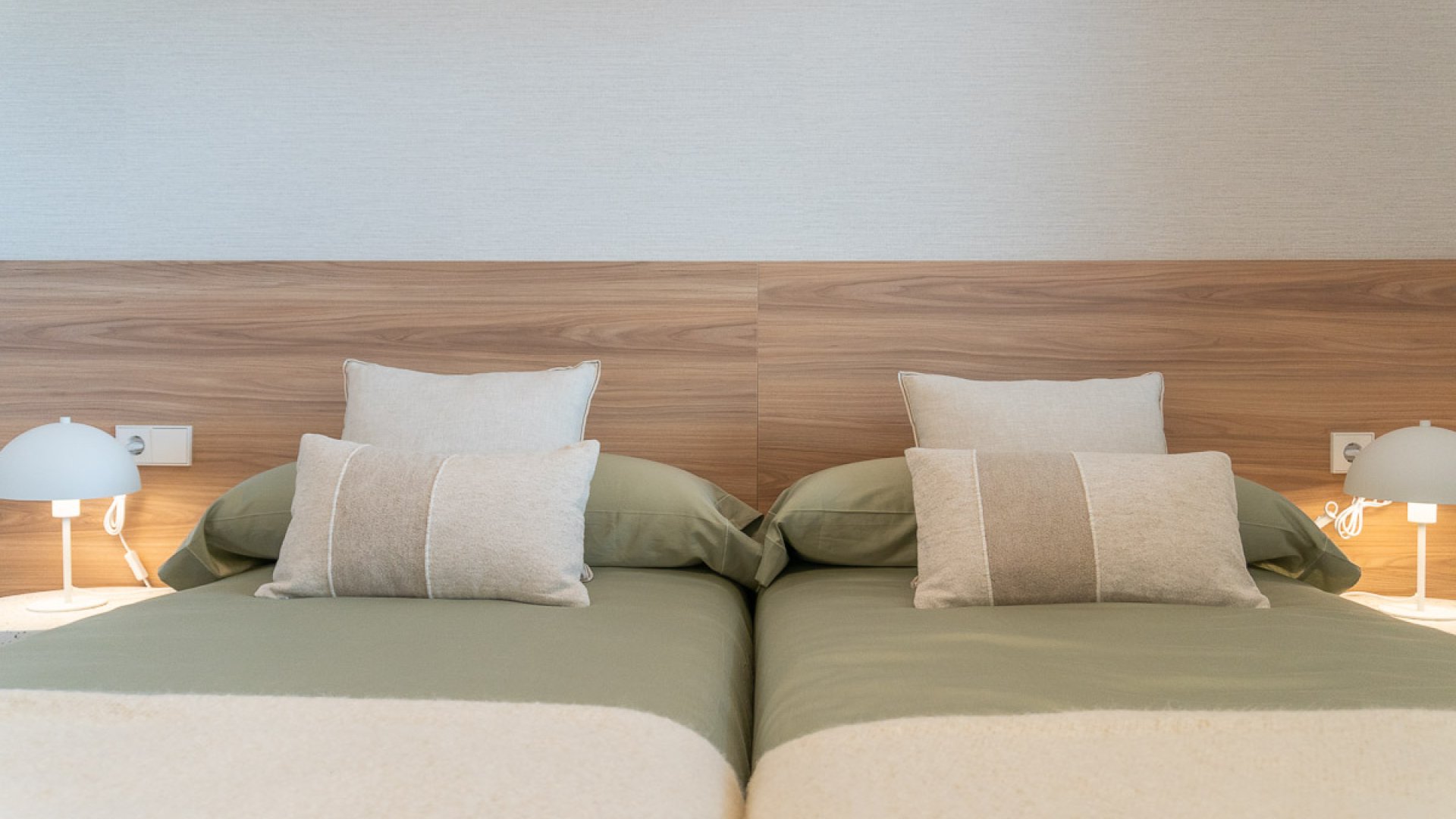 Obra nueva - Apartamentos -
Orihuela Costa