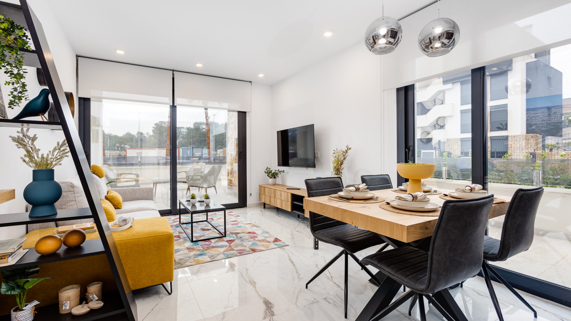 Obra nueva - Apartamentos -
Orihuela Costa