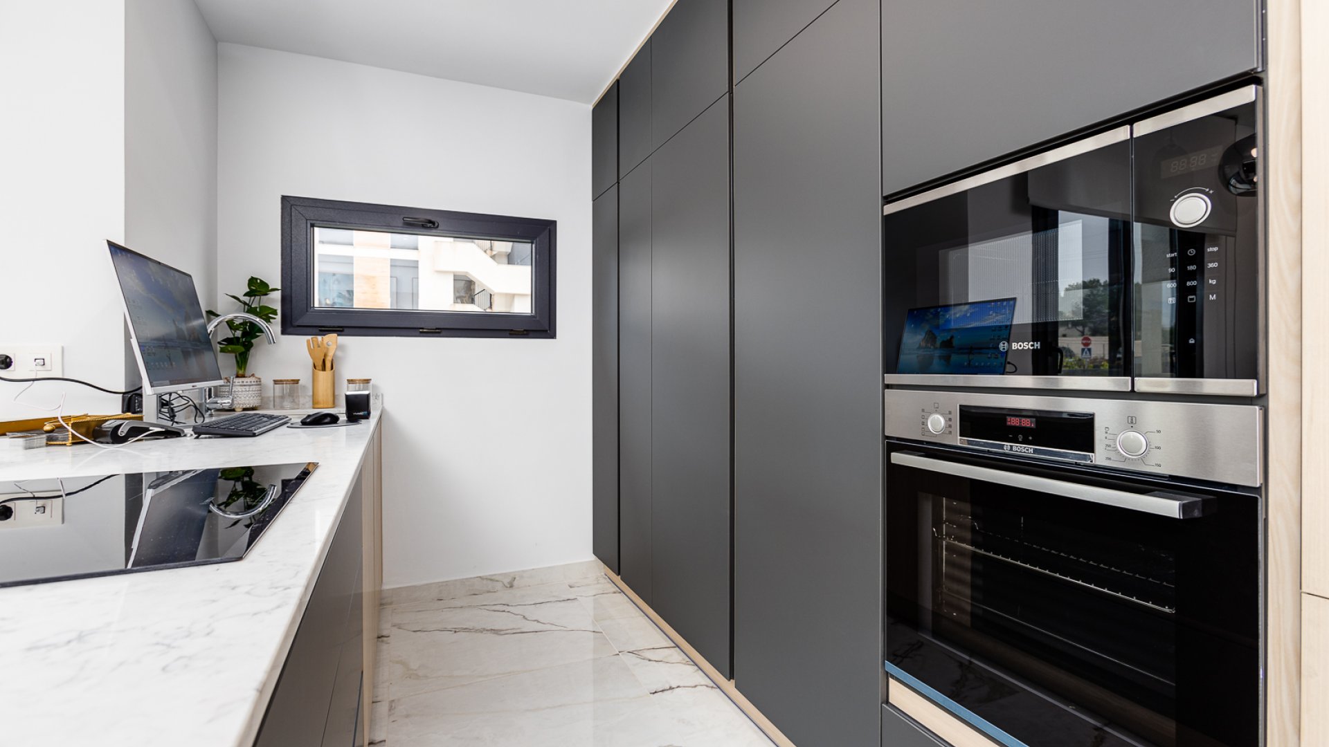 Obra nueva - Apartamentos -
Orihuela Costa
