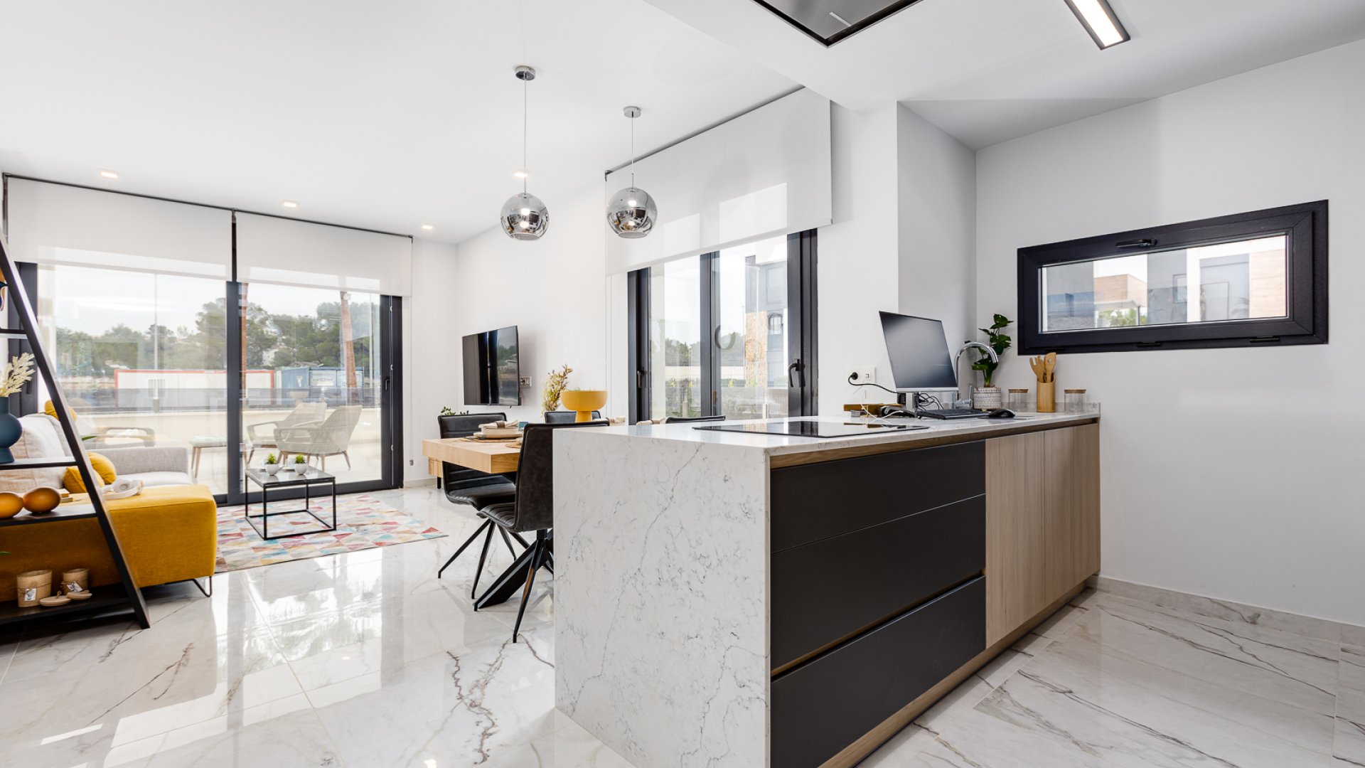 Obra nueva - Apartamentos -
Orihuela Costa