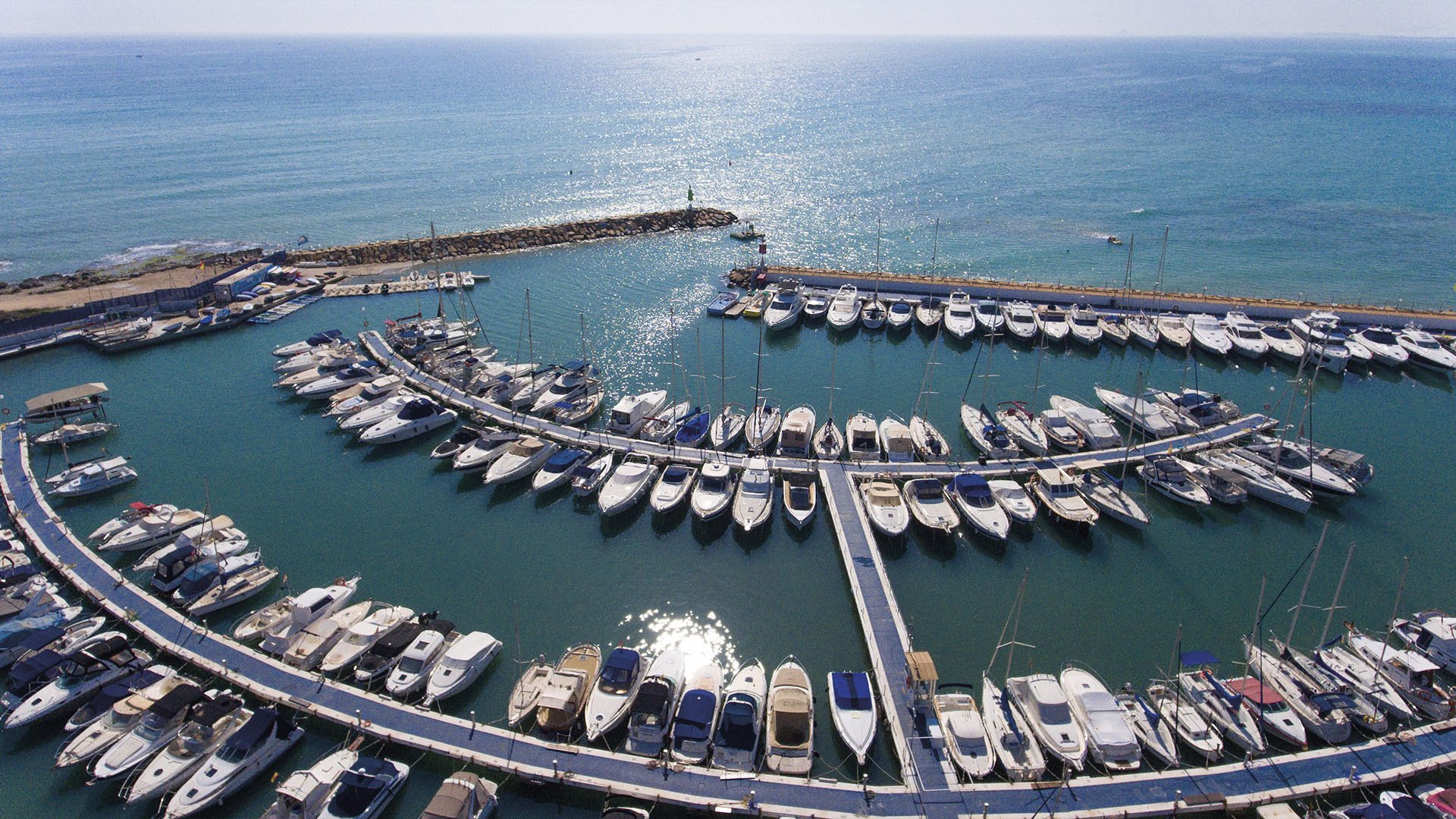 Obra nueva - Apartamentos -
Orihuela Costa