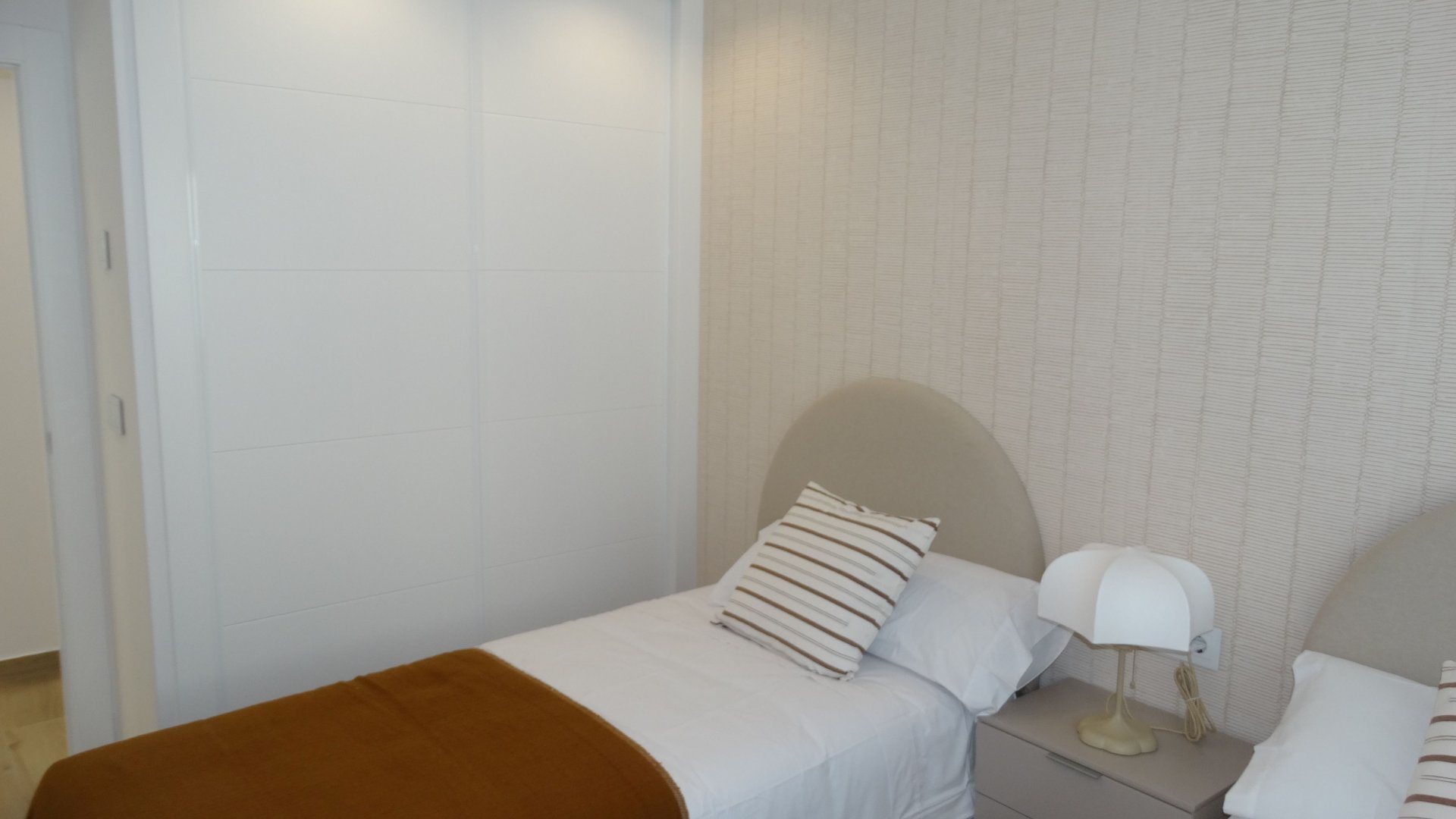 Obra nueva - Apartamentos -
Pilar de la Horadada