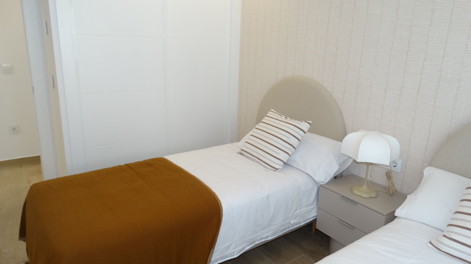 Obra nueva - Apartamentos -
Pilar de la Horadada