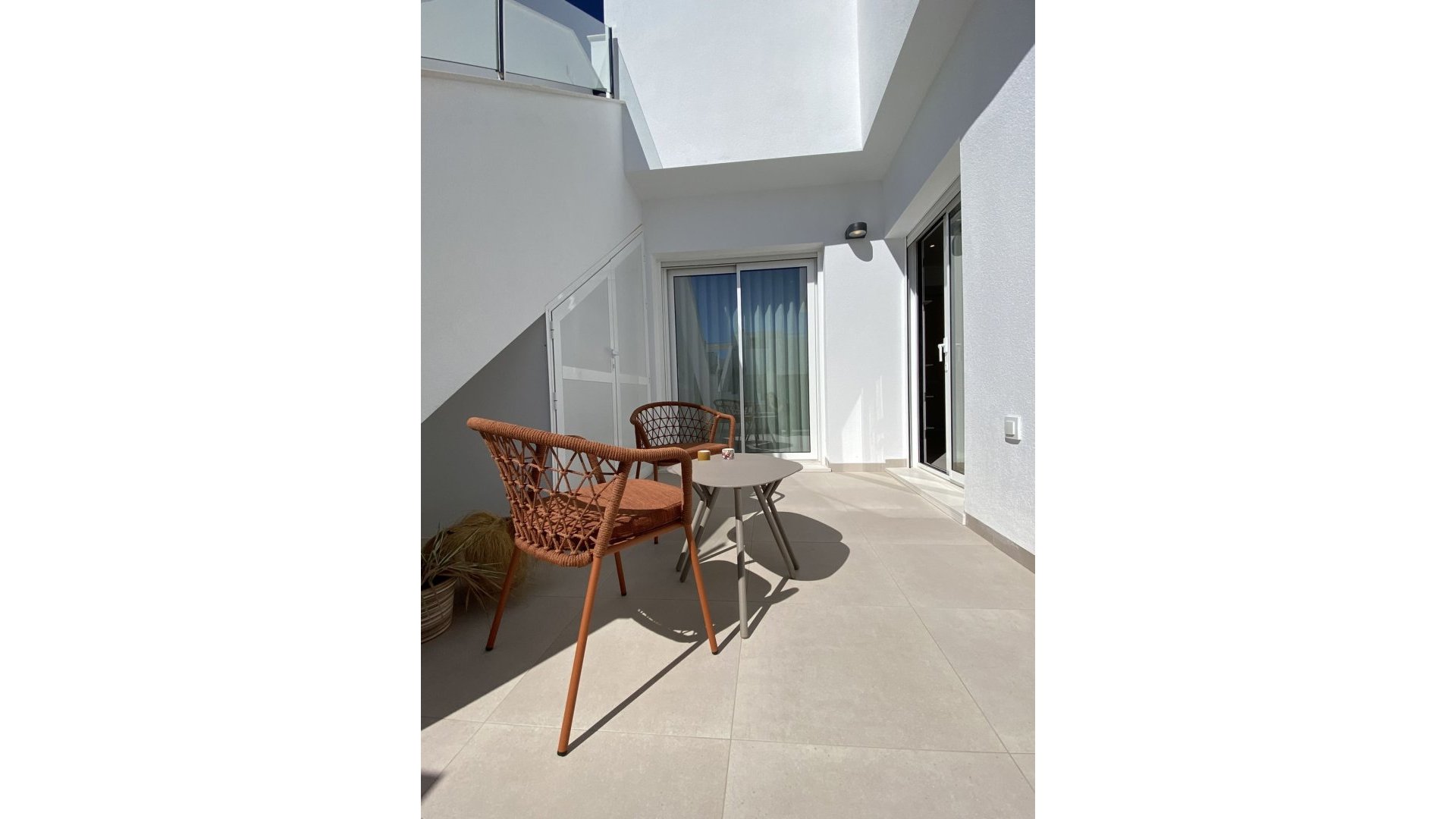 Obra nueva - Apartamentos -
Pilar de la Horadada